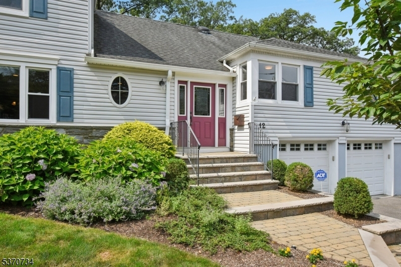 Property Photo: 12 Elf Rd NJ 07052