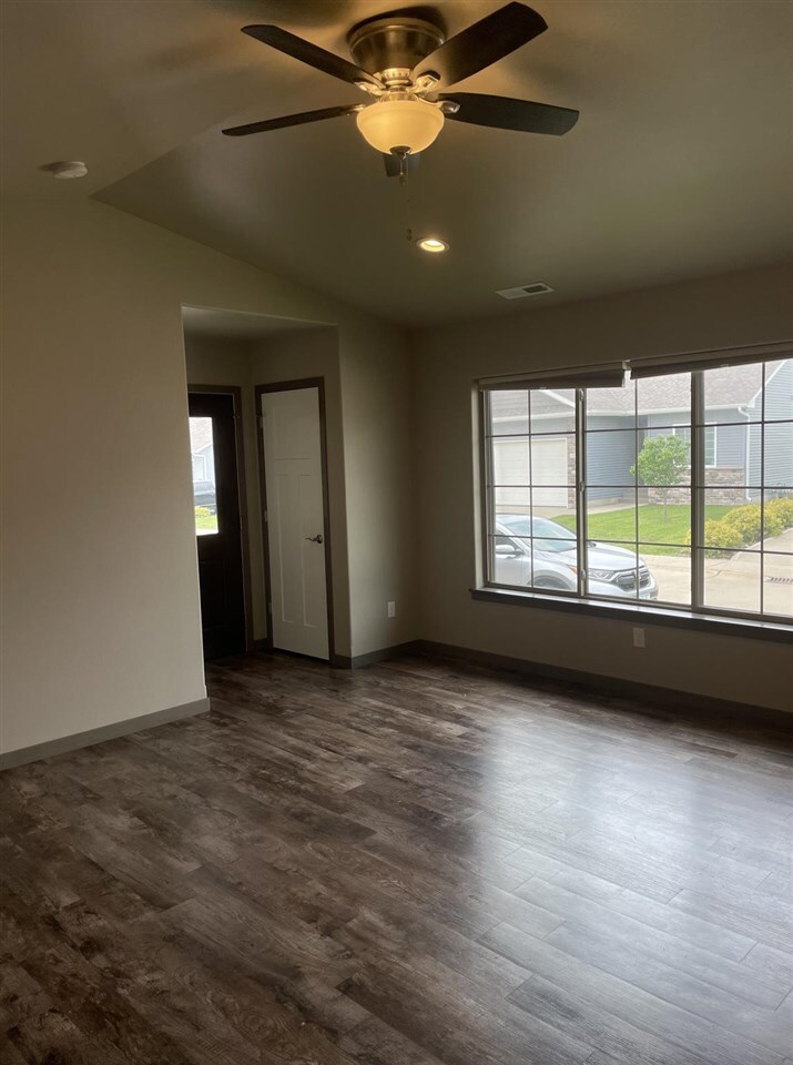 Property Photo: 112 Wild Rose Ln IA 52333