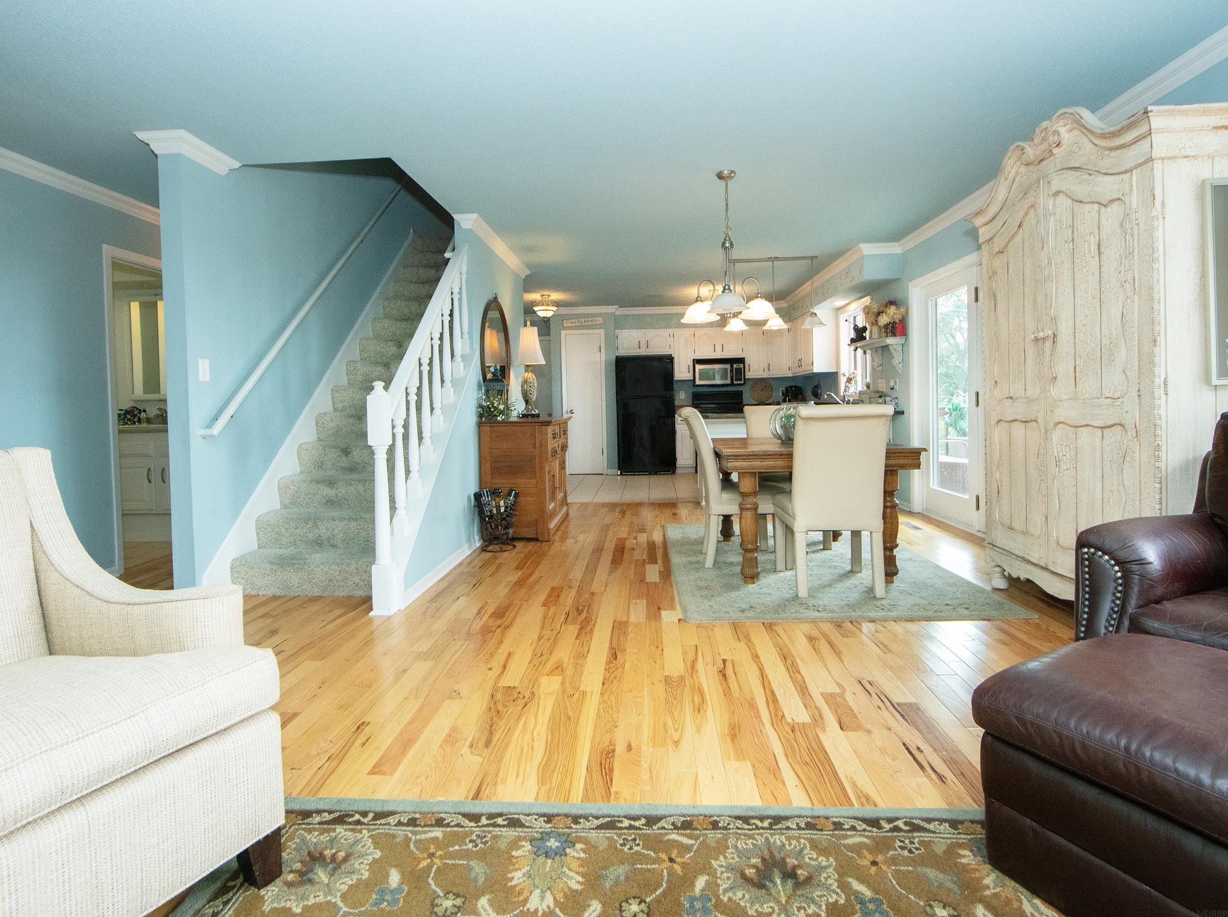 Property Photo:  1014 NE 1st Avenue  IA 50677 