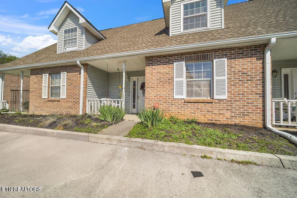 Property Photo: 2032 Silverbrook Drive TN 37923