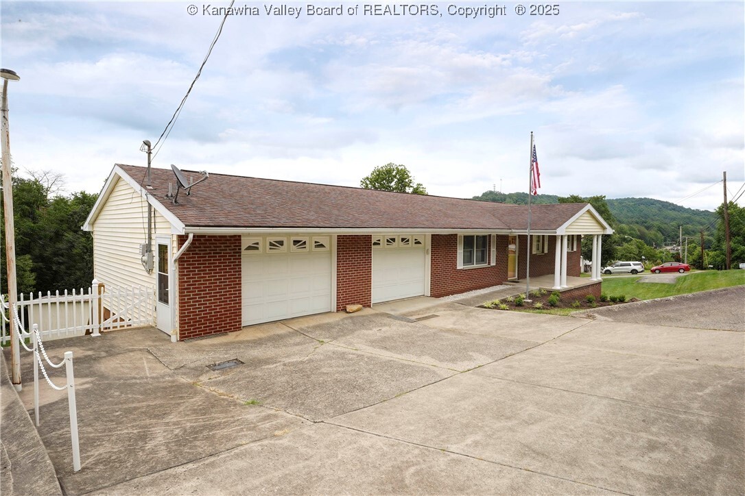 Property Photo: 5126 Big Tyler Road WV 25313