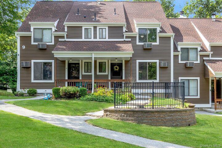 9 Heritage Drive B  Harriman NY 10926 photo