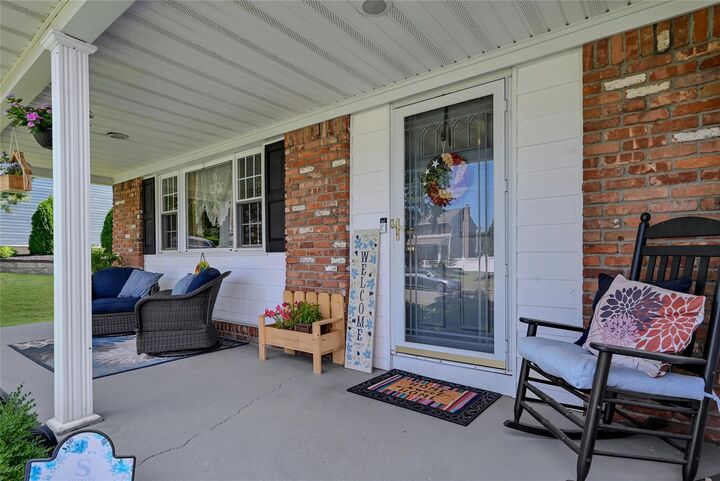 Property Photo:  10 Beauregard Drive  NY 11755 