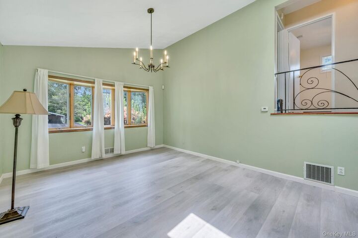 Property Photo:  10 Laurie Road  NY 11717 