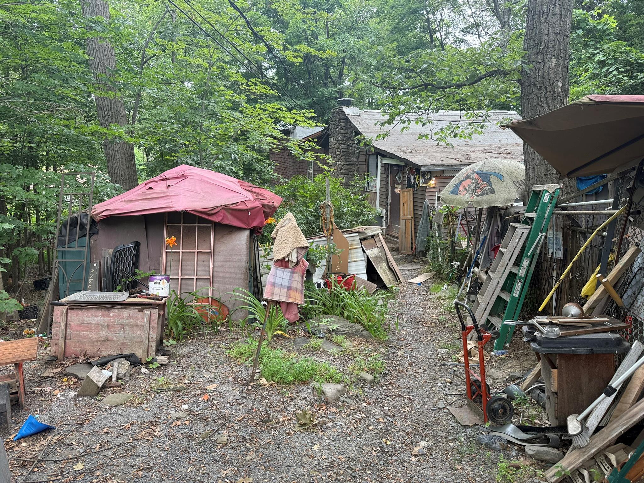 Property Photo: 10 Woodland Circle N NY 10950