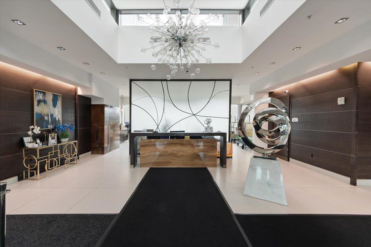 Property Photo: 701 Ridge Hill Boulevard 11E NY 10710