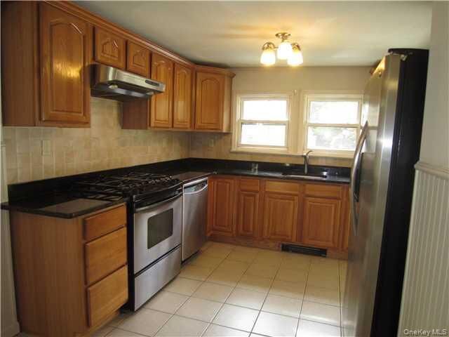 Property Photo:  196 Gilbert Avenue  NY 10965 