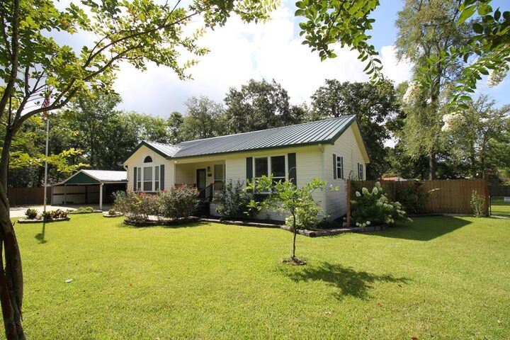 Property Photo:  193 Fairview Drive  TX 75941 