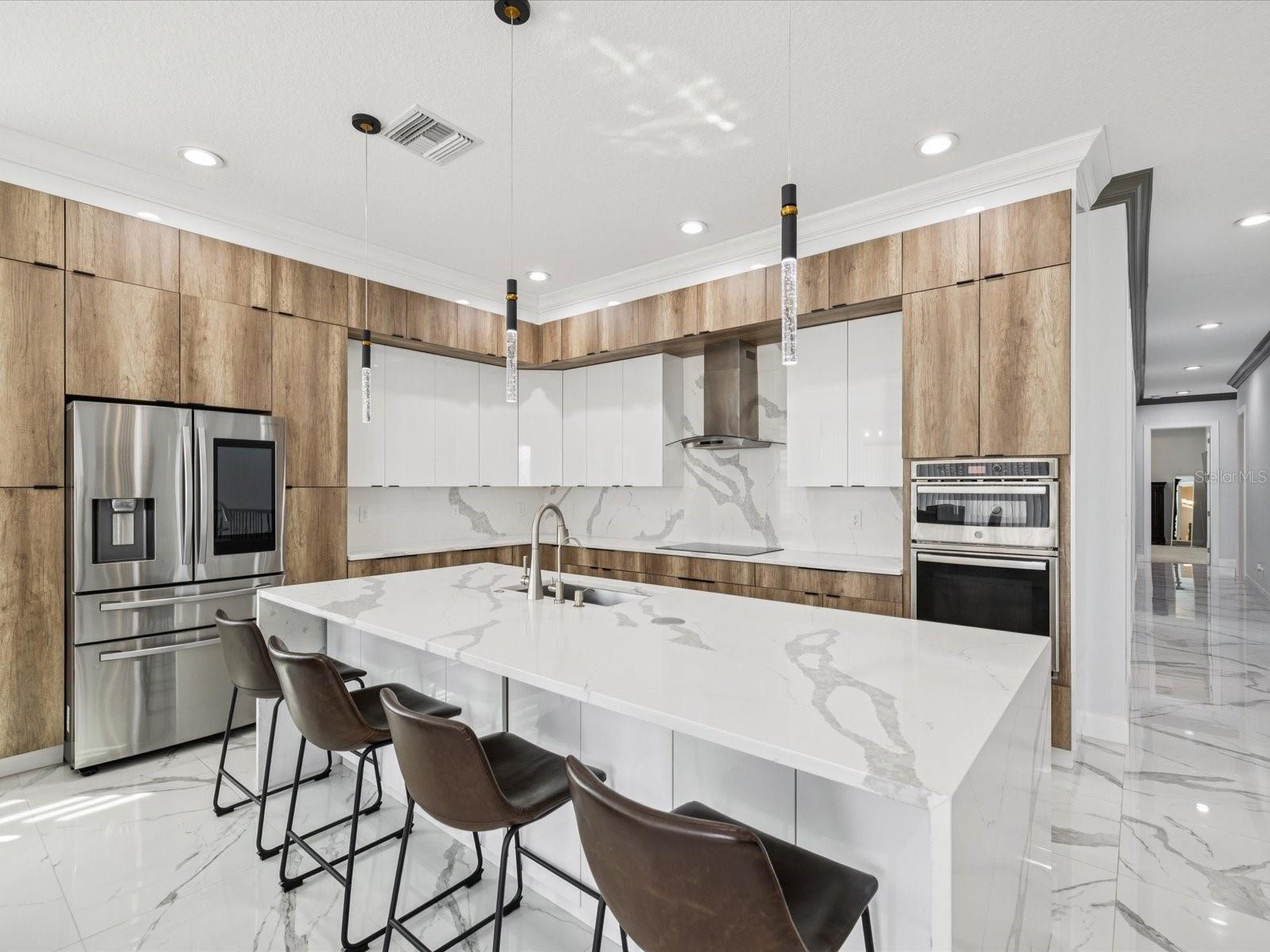 Property Photo:  5621 Egrets Place  FL 34652 