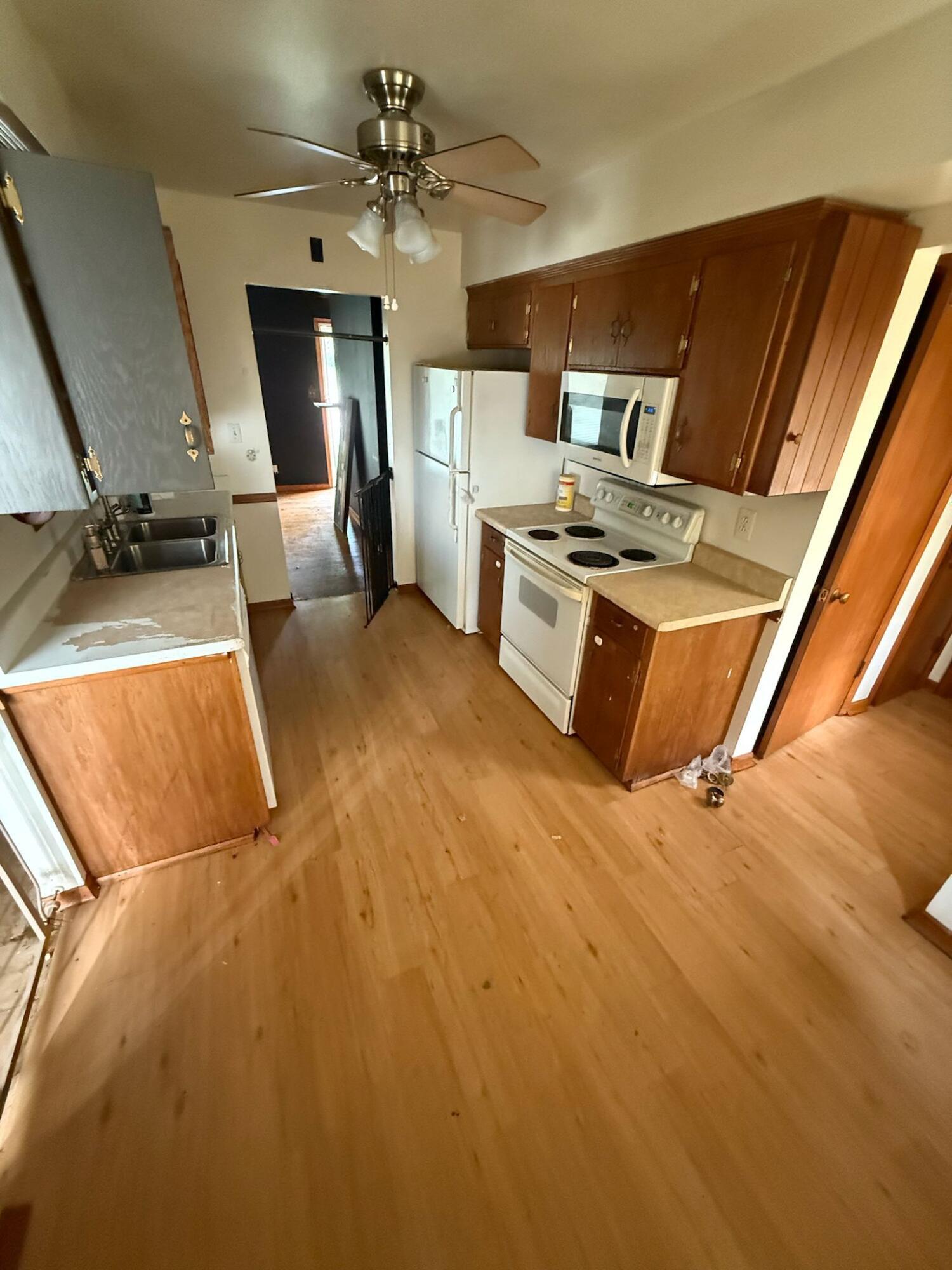Property Photo: 7406 N 43rd St WI 53209