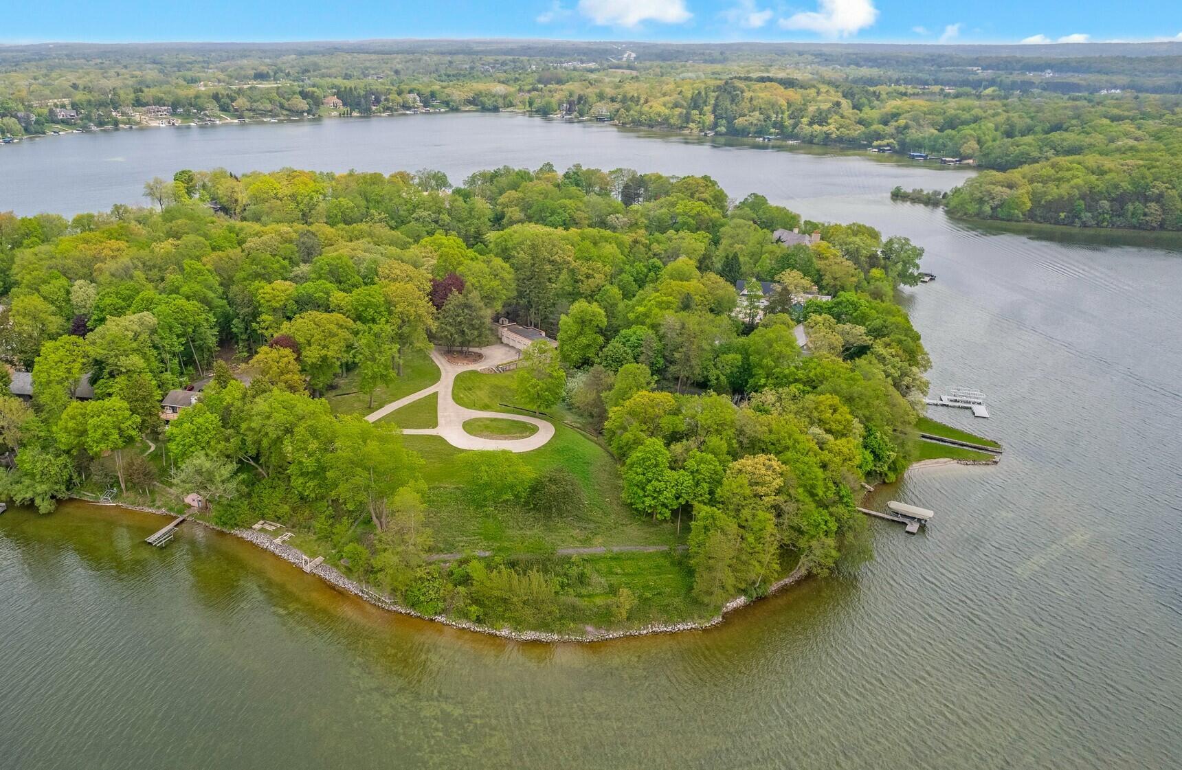 4545 N Hewitts Point Rd  Oconomowoc Lake WI 53066 photo