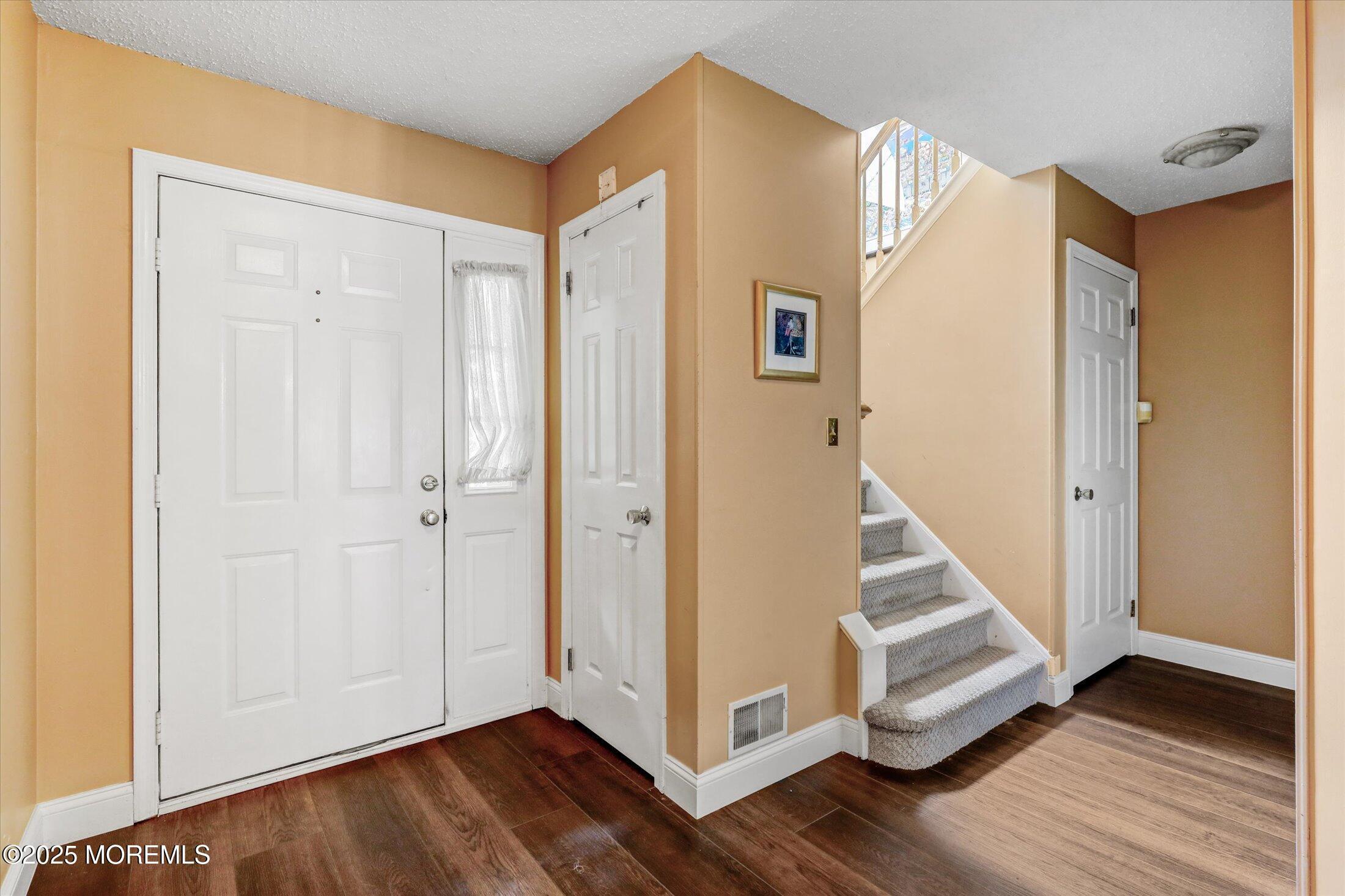 Property Photo: 33 Hummingbird Court NJ 07746
