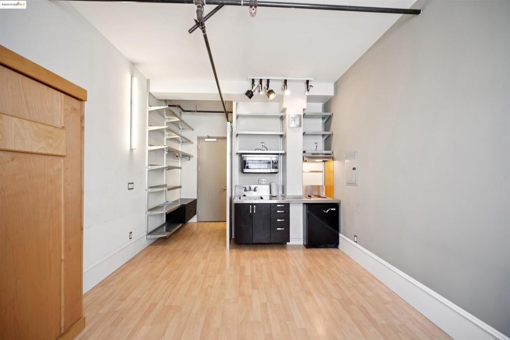 Property Photo: 83 McAllister St 402 CA 94102