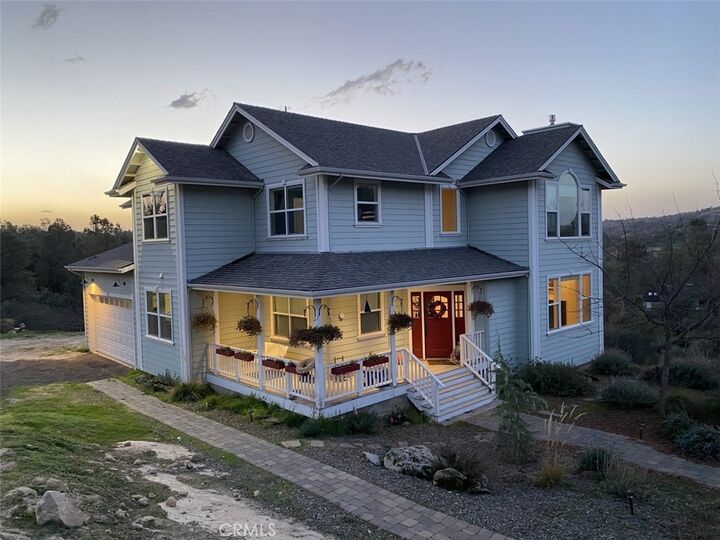 Property Photo: 29029 Sequoia Court CA 93614