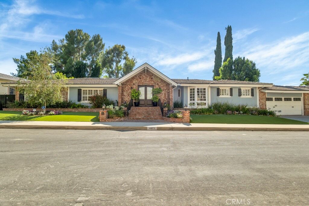 Property Photo:  4423 Portico Place  CA 91316 