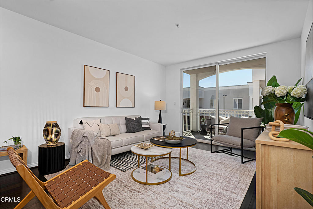Property Photo: 3740 Santa Rosalia Drive 408 CA 90008