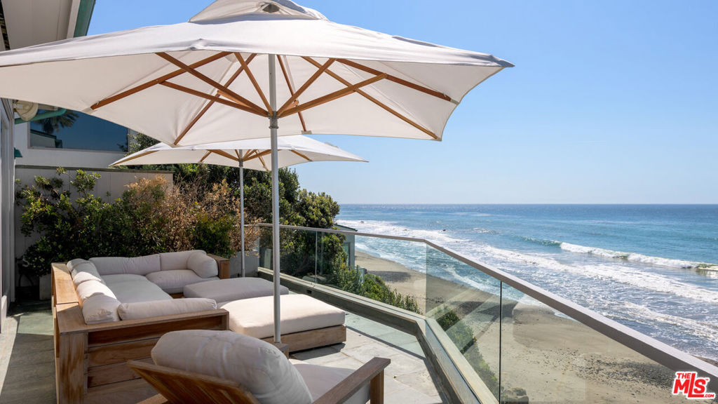 Property Photo:  33340 Pacific Coast Highway  CA 90265 
