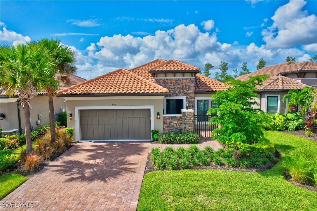 Property Photo: 8142 Lucello Terrace S FL 34114