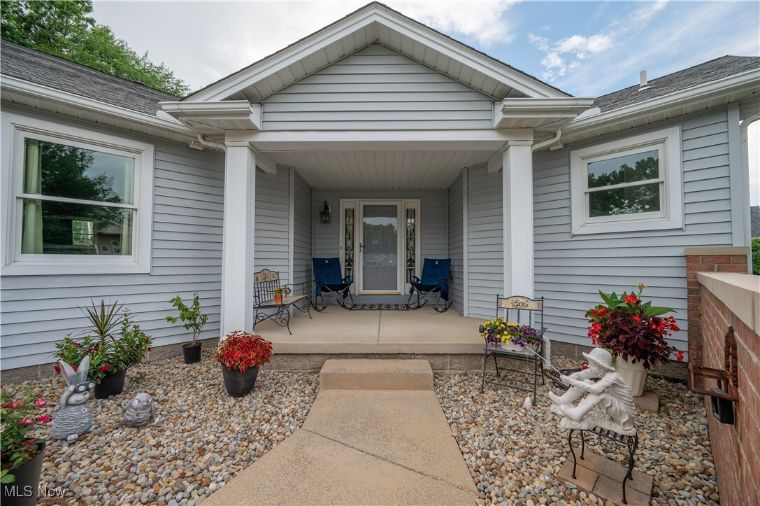 Property Photo: 117 Nicklaus Drive NE OH 44484