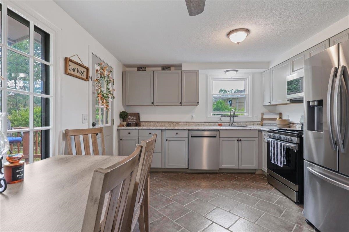 Property Photo: 7 Nelson Street NH 03063-3416