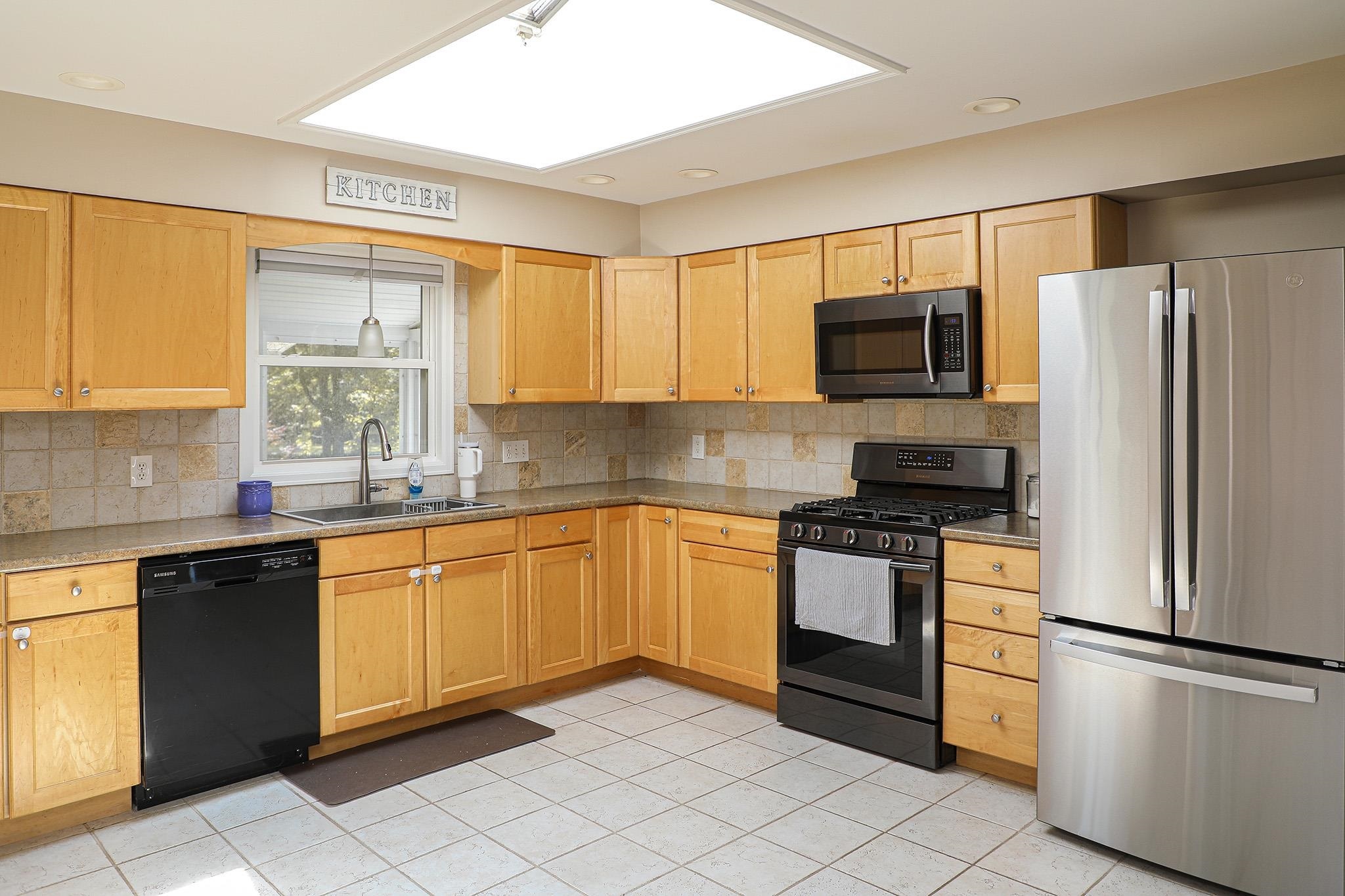 Property Photo: 268 Rudgate Road VT 05446