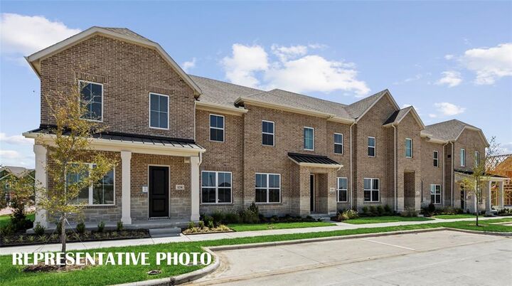 Property Photo: 1025 Featherglass Lane TX 75013