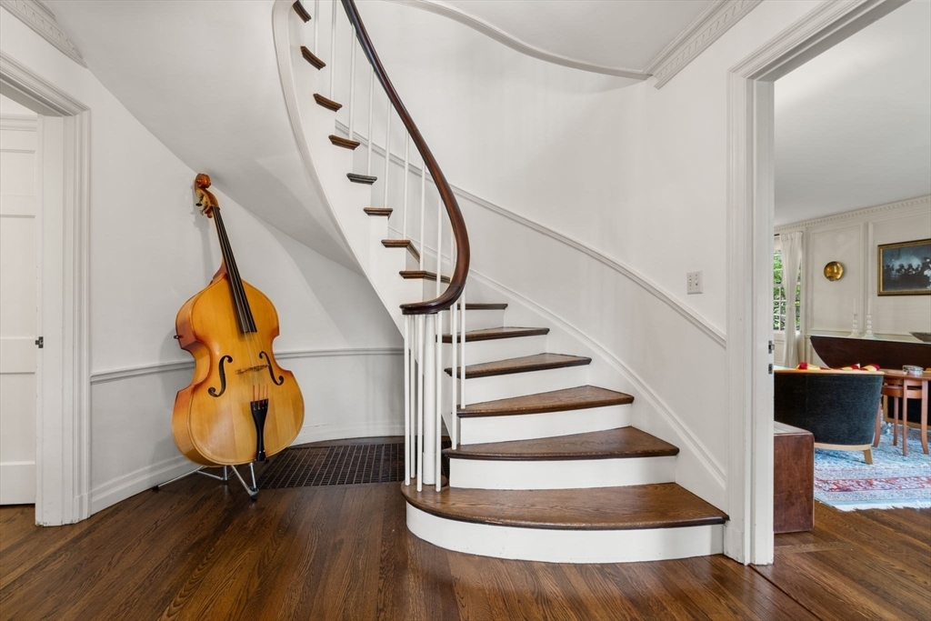 Property Photo: 4 Gray Gardens West MA 02138