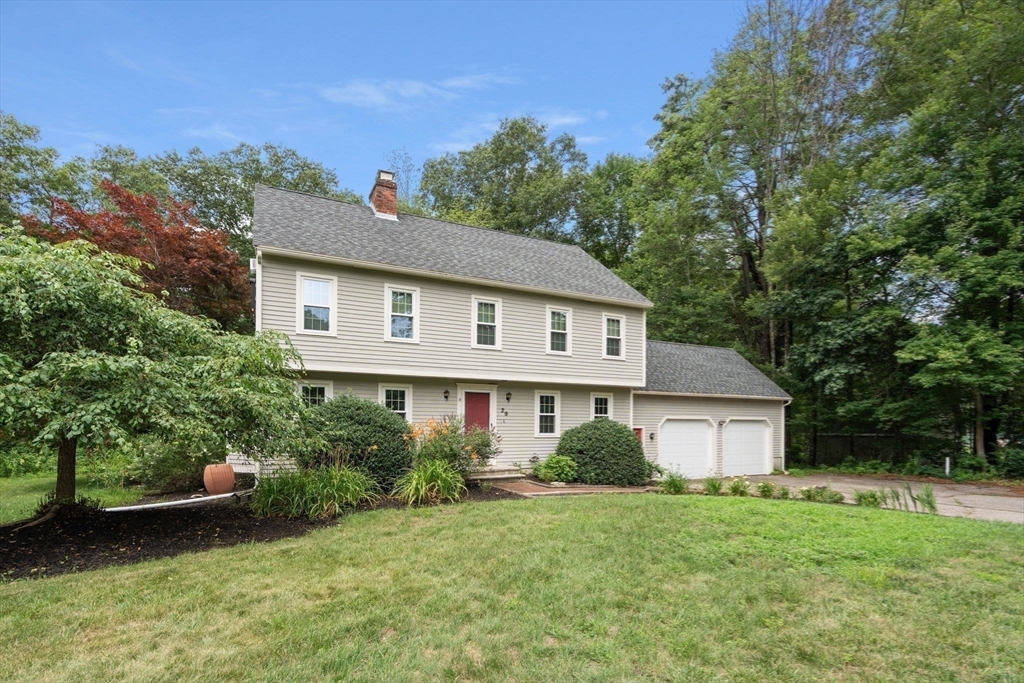 Property Photo: 29 Chipper Hill Rd MA 01534