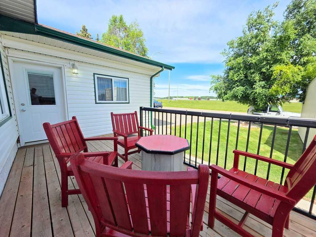 Property Photo: 713 6 Avenue NE AB T0G 2A2