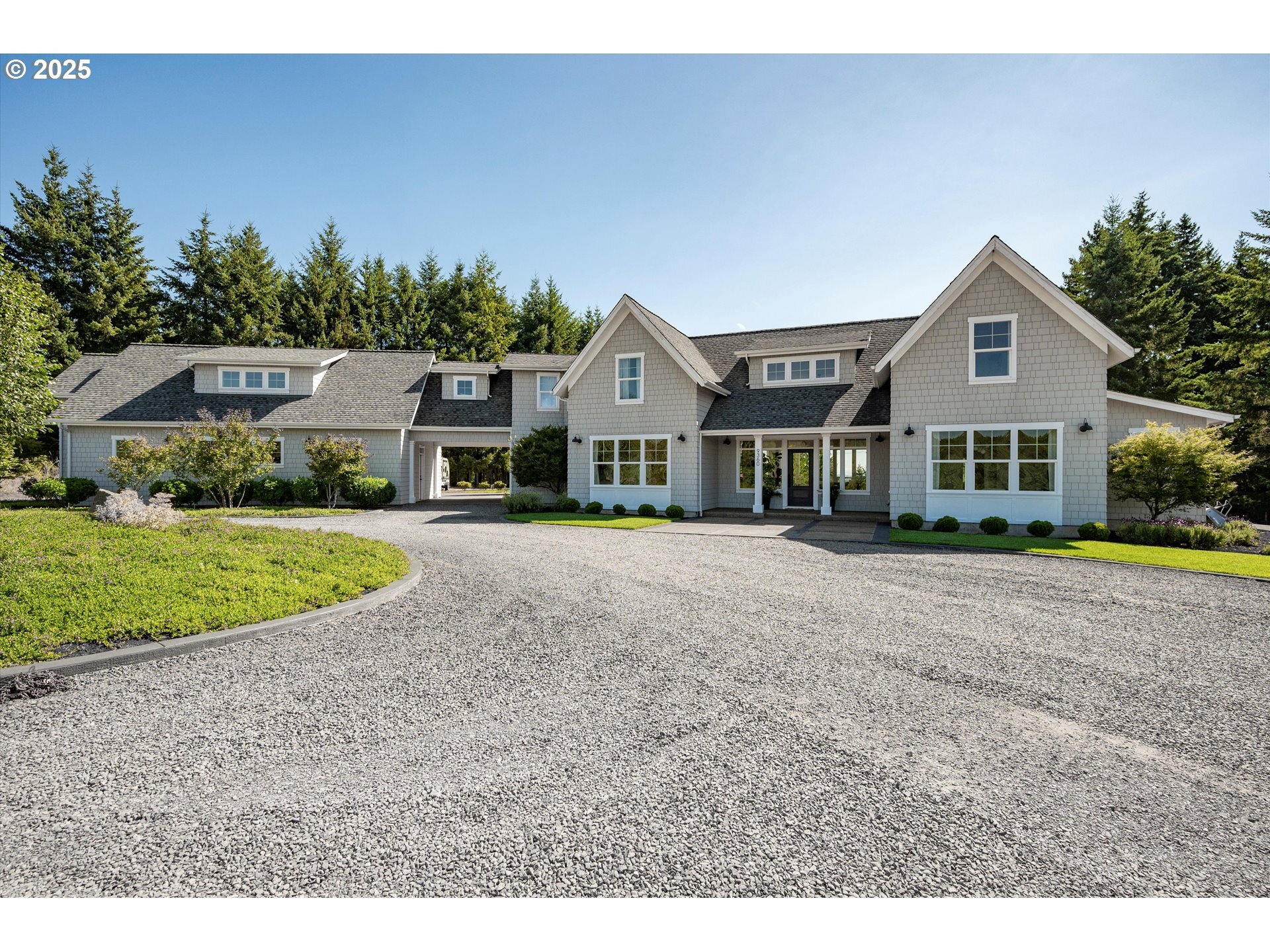 Property Photo: 9360 SW Youngberg Hill Rd OR 97128