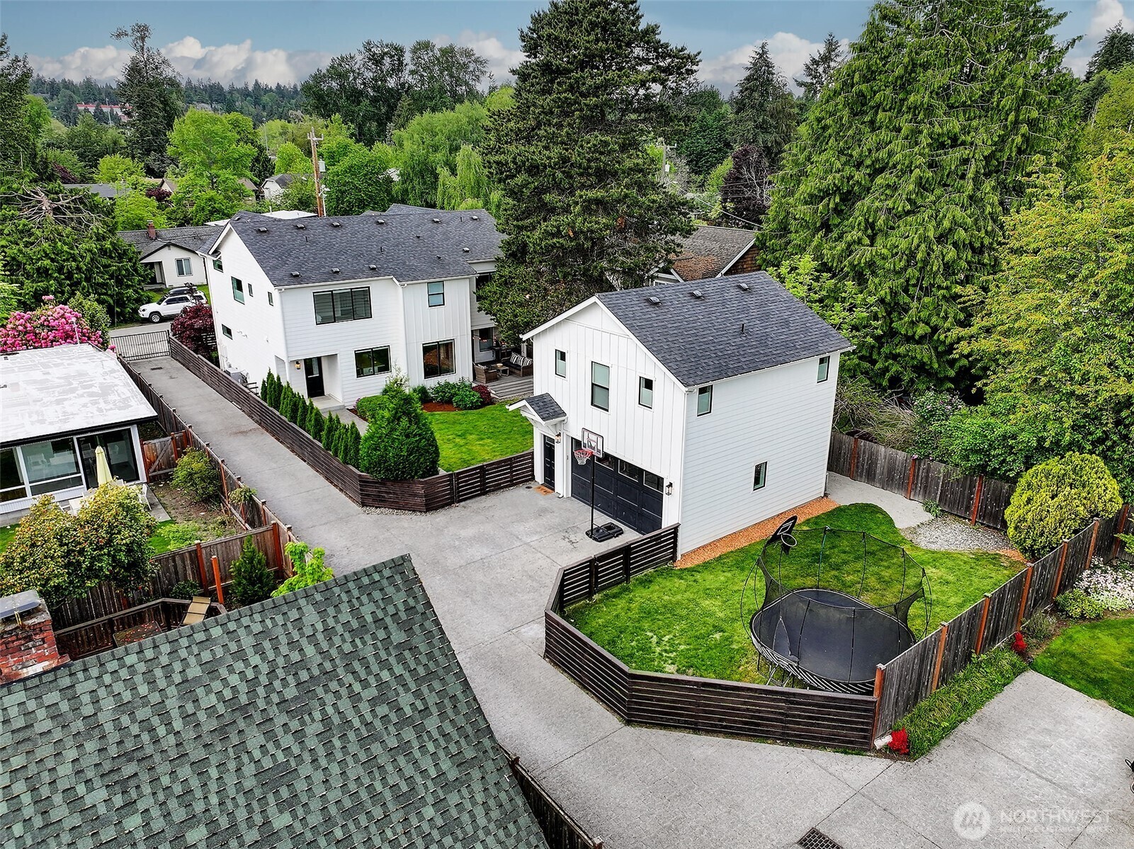 10702  39th Avenue NE  Seattle WA 98125 photo