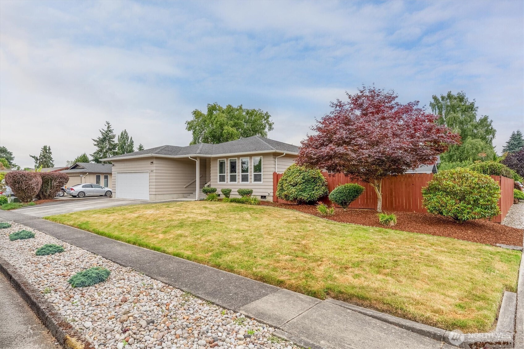 Property Photo:  3937  Gardenia Street  WA 98632 