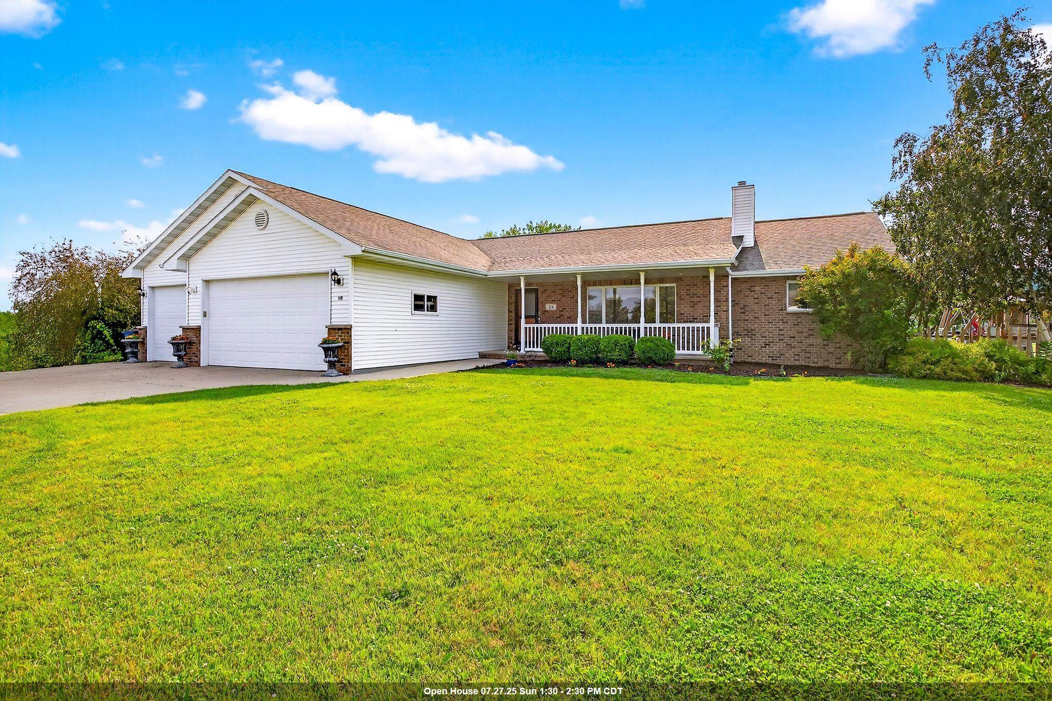 Property Photo: 15 Wyldeberry Lane WI 54904