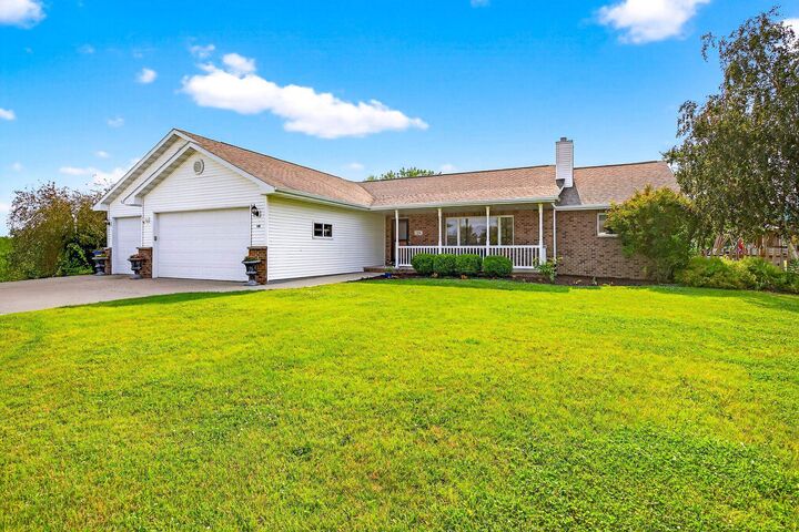 15 Wyldeberry Lane  Oshkosh WI 54904 photo