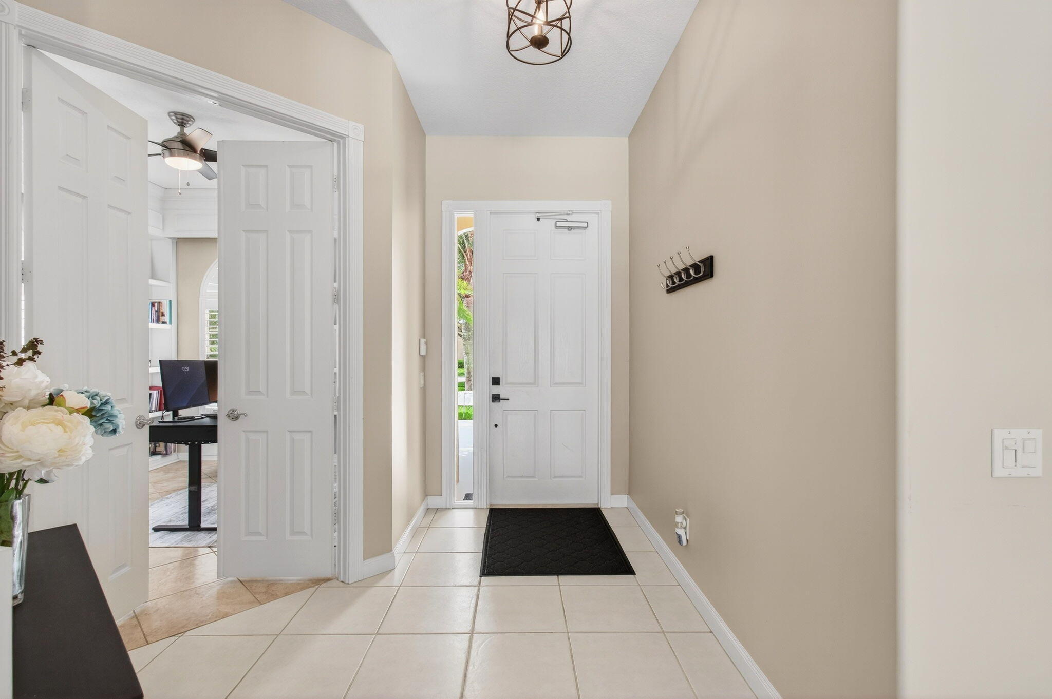 Property Photo:  8015 Laborie Lane  FL 33414 