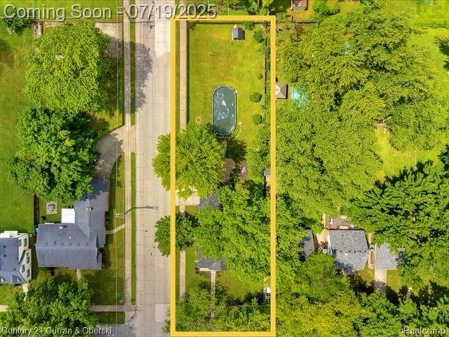 Property Photo:  3850 Parker Street  MI 48124 