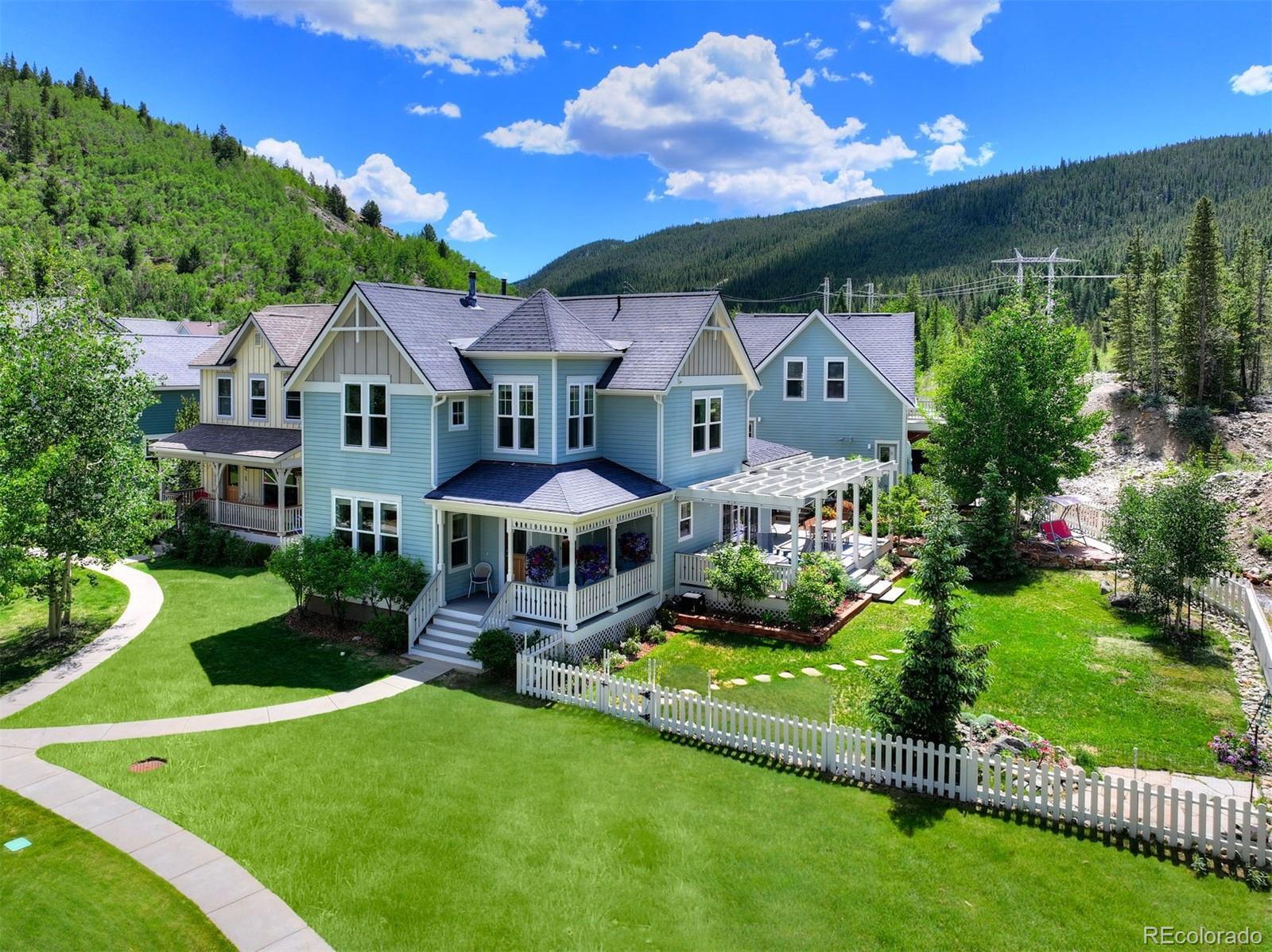 Property Photo: 17 Meadow Lark Green CO 80424