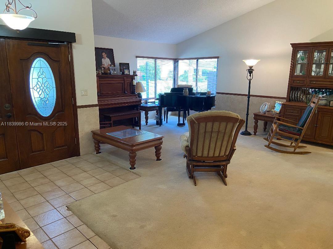 Property Photo:  9220 SW 100th Ave Rd  FL 33176 