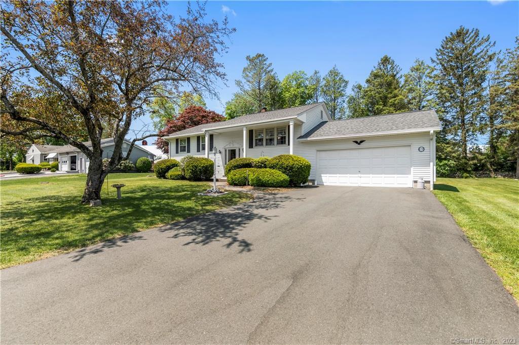 Property Photo: 5 Finney St Extension CT 06401