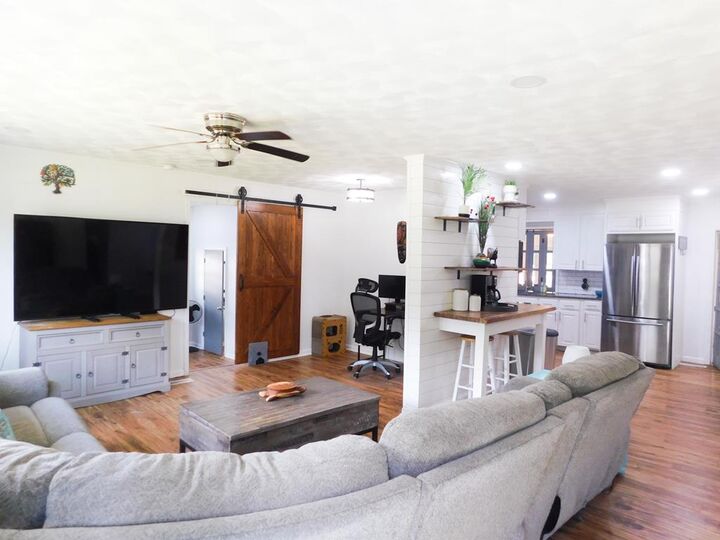 Property Photo: 207 Seeba AL 36303