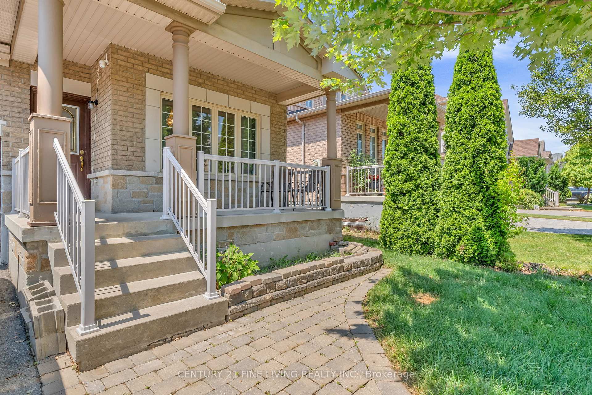 Property Photo: 6 Renoir Drive ON L4J 9A9