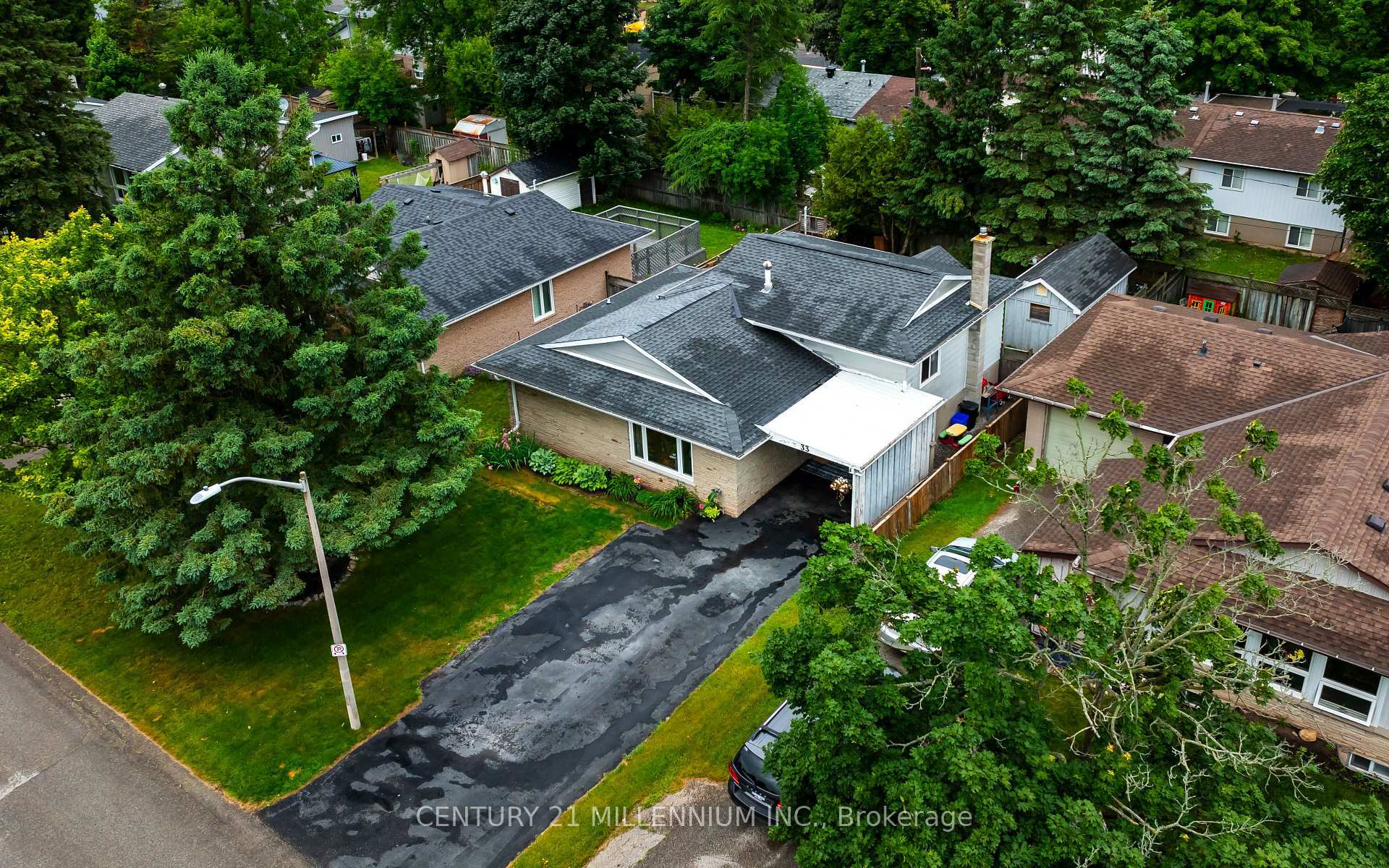 33 Caledonia Road  Orangeville ON L9W 2V2 photo