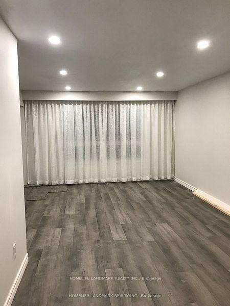 Property Photo: 478 Leacock Drive ON L4N 5P8