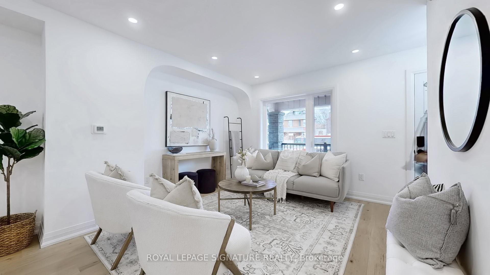 Property Photo: 914 Broadview Avenue ON M4K 2R1