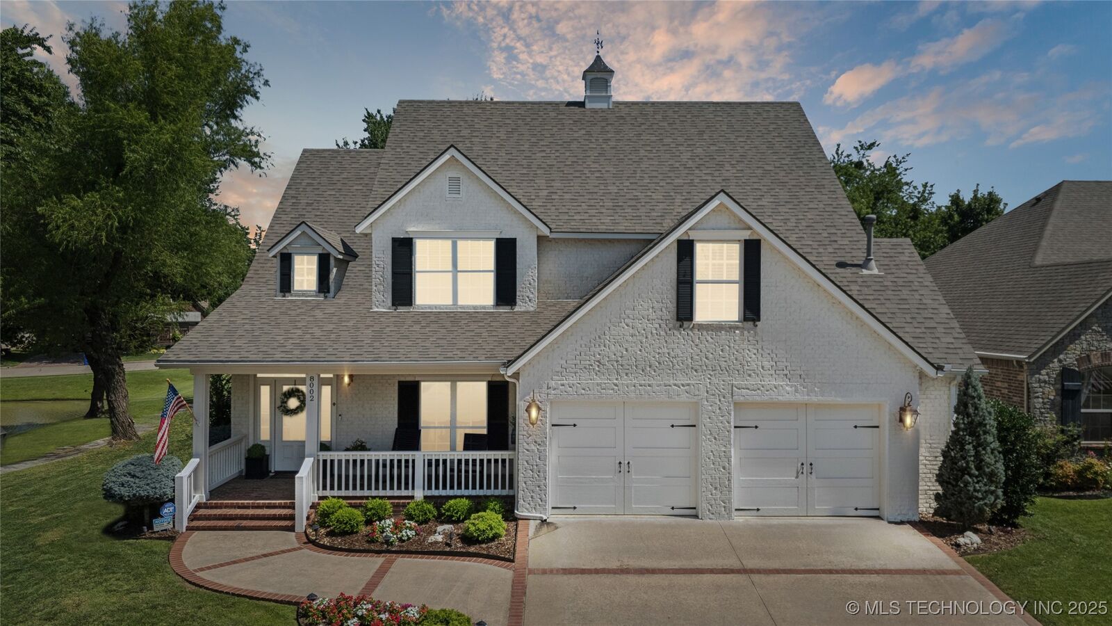 Property Photo: 8002 E Galveston Place OK 74014