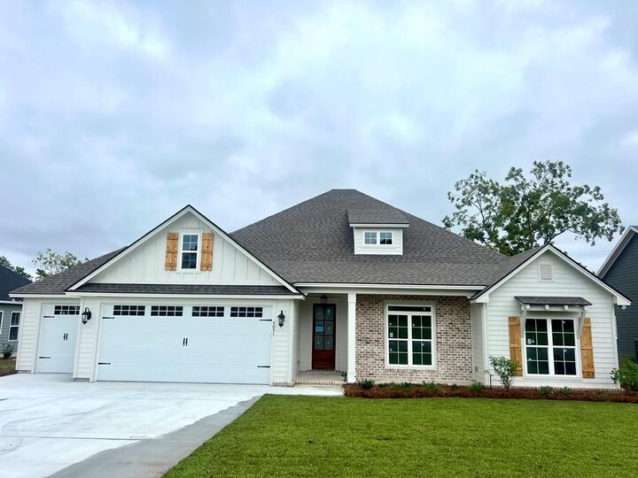 Property Photo:  5051 Hatfield Circle  GA 31632 