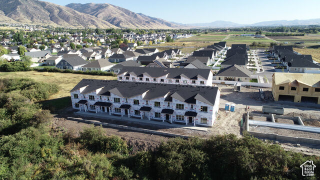 Property Photo: 497 W 400 S UT 84332