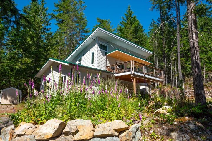 Property Photo: 1580 Evergreen Lane BC V0N 1G2