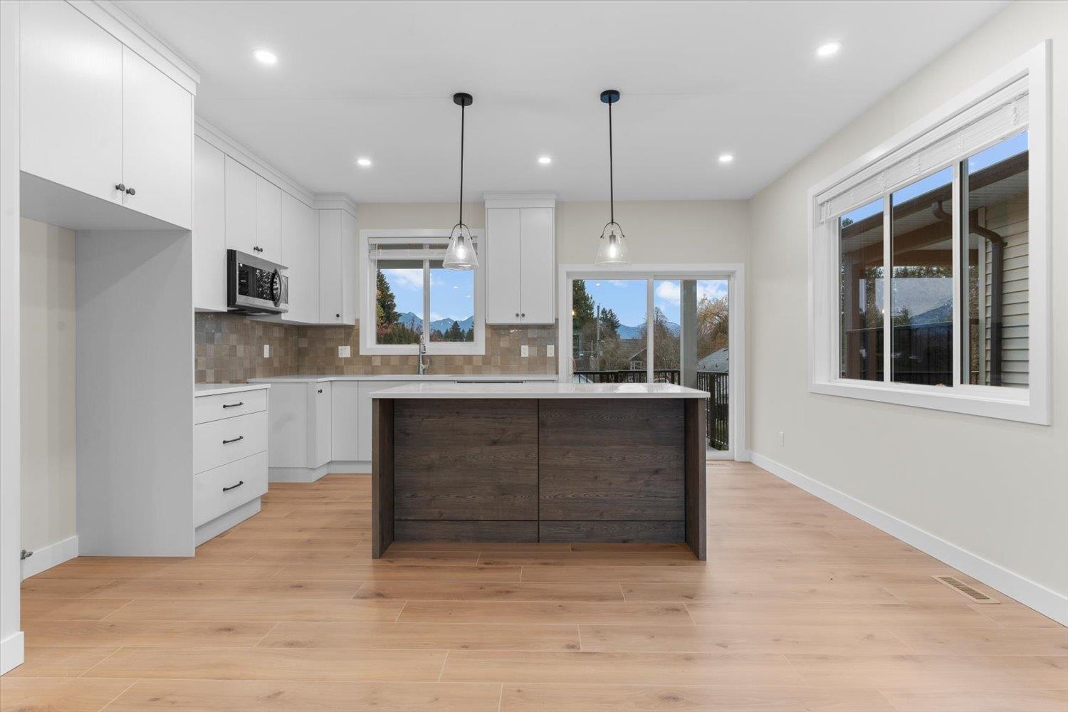 Property Photo: 46058 Bonny Avenue 5 BC V2P 3H6
