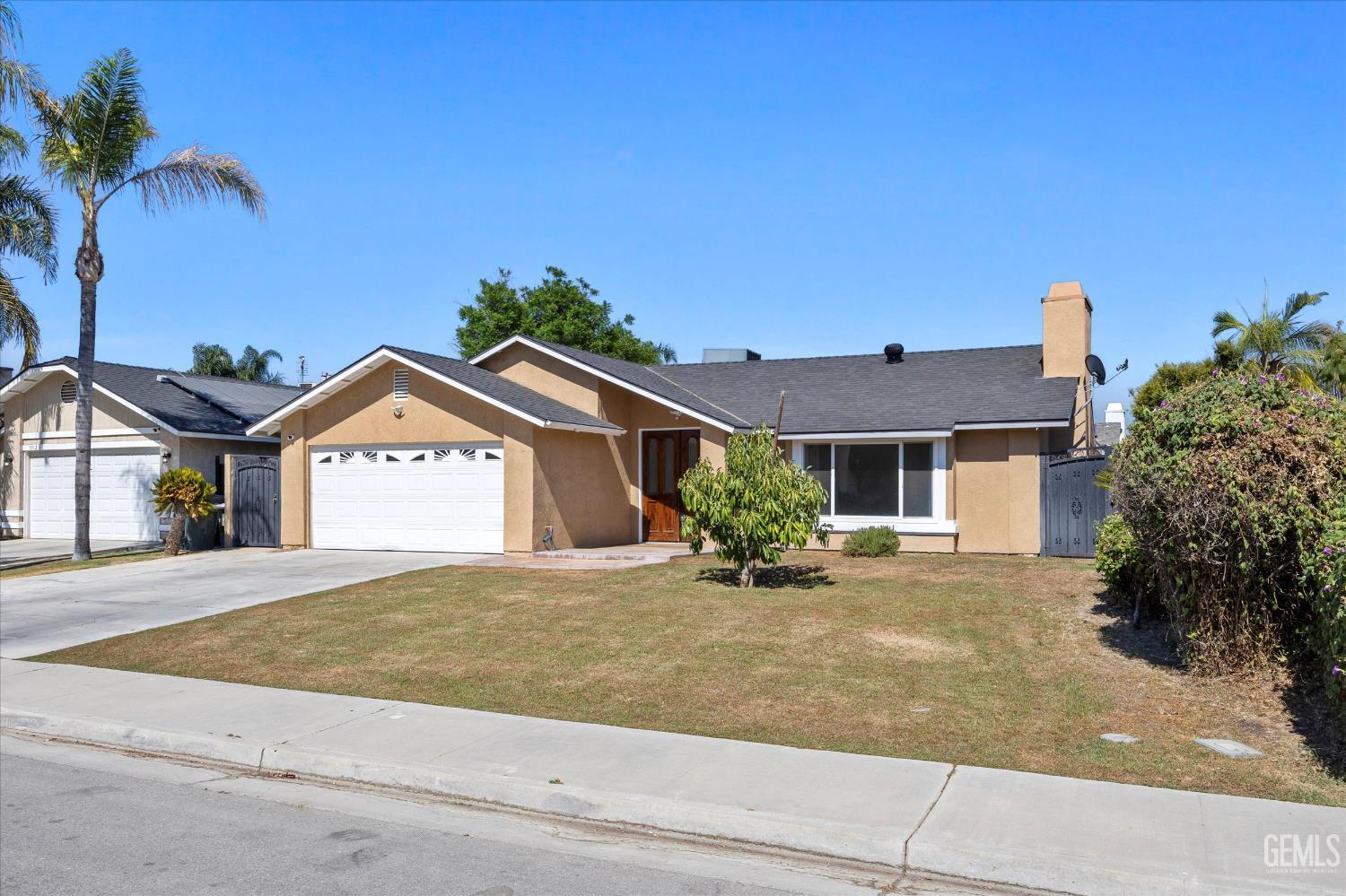 Property Photo: 6000 Lugene Avenue CA 93313